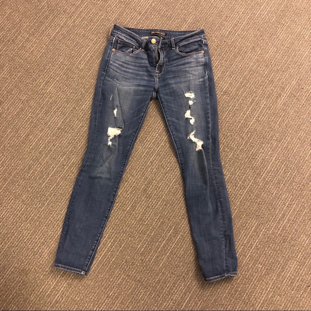abercrombie size 26 distressed skinny jeans